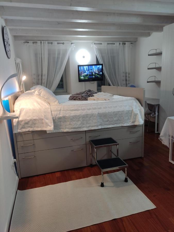 Jennifer House. Trento